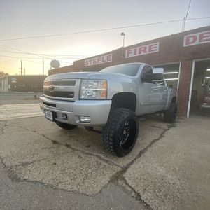 Meet your Posher, Dustin